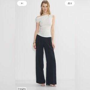 Aritzia Effortless Pants Wider Size 4 Tall Black - Like New